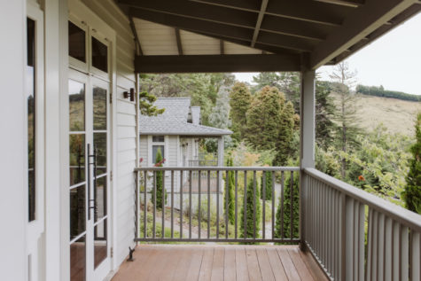 Pihopa Retreat Balcony