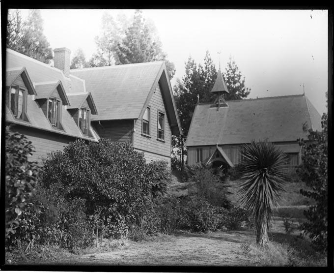 Pihopa Retreat History The Main House