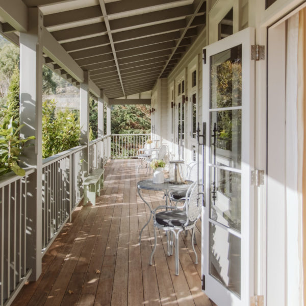 Pihopa Retreat Balcony