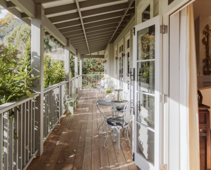 Pihopa Retreat Balcony