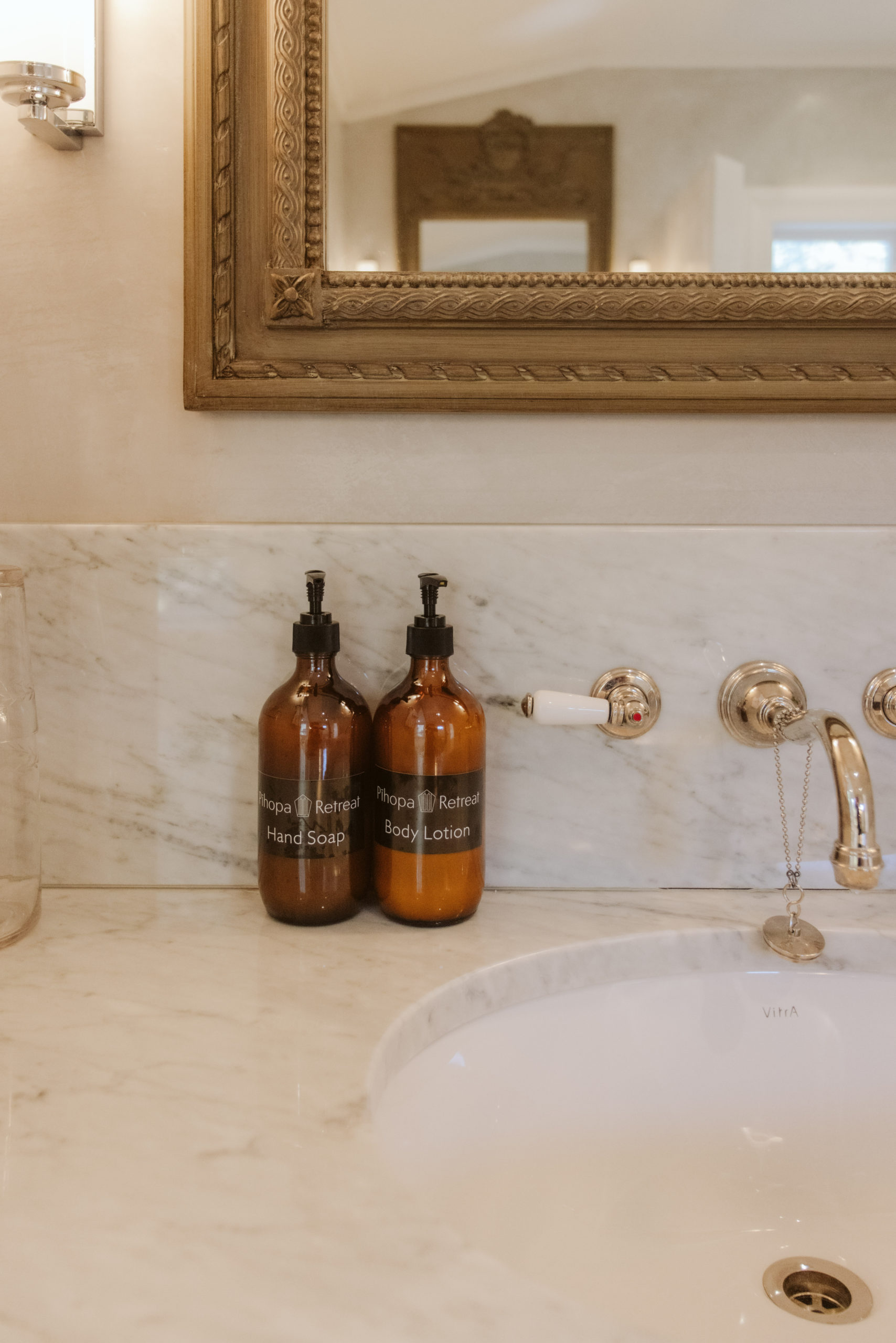 Pihopa Retreat Eaton Suite Bathroom