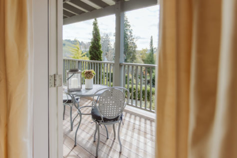 Pihopa Retreat Eaton Suite Balcony