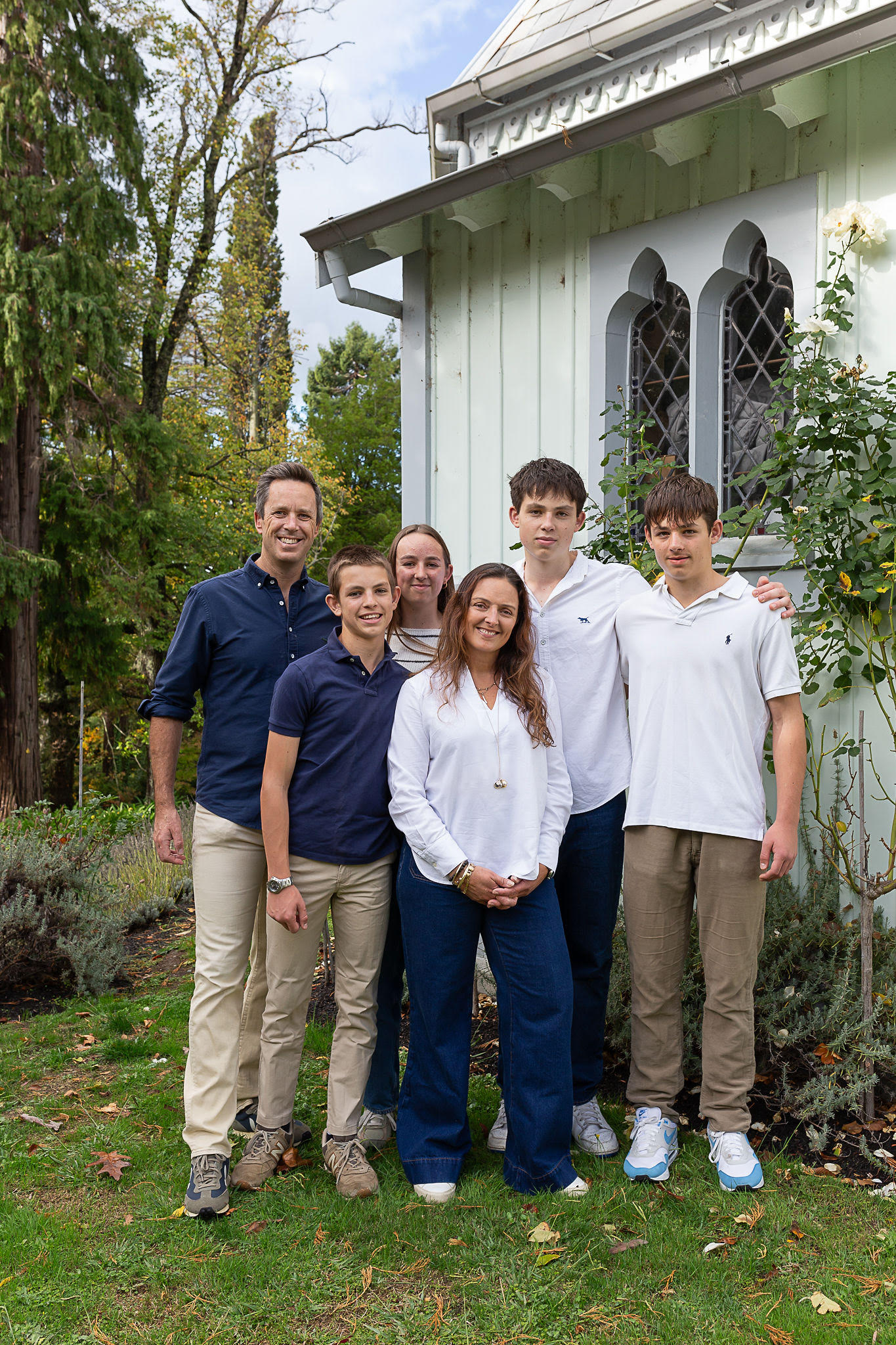 Pihopa Retreat - Sarah, Sam Mellor and Family