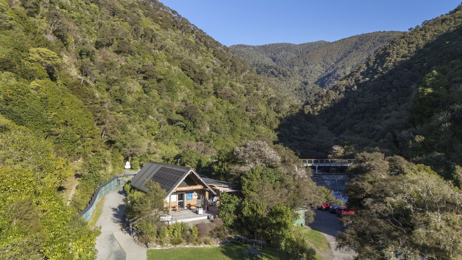 Pīhopa Retreat supports the Brook Waimārama Sanctuary